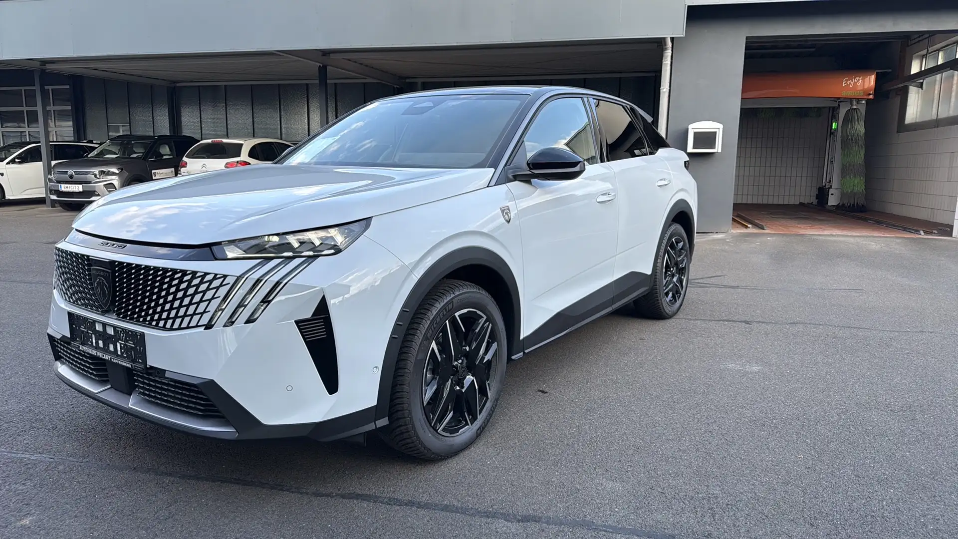 Peugeot 3008 Hybrid 145 GT - 1