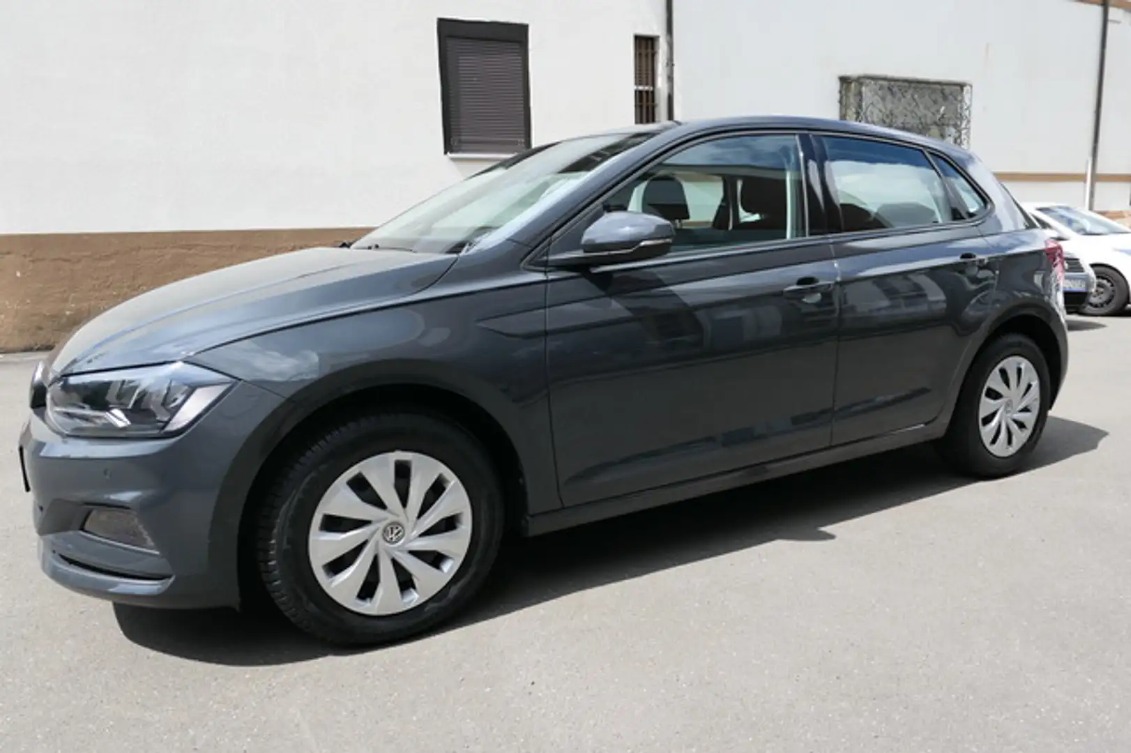 Volkswagen Polo Comfortline DSG 39900 km! Keyless! SHZ! PDC Gris - 1