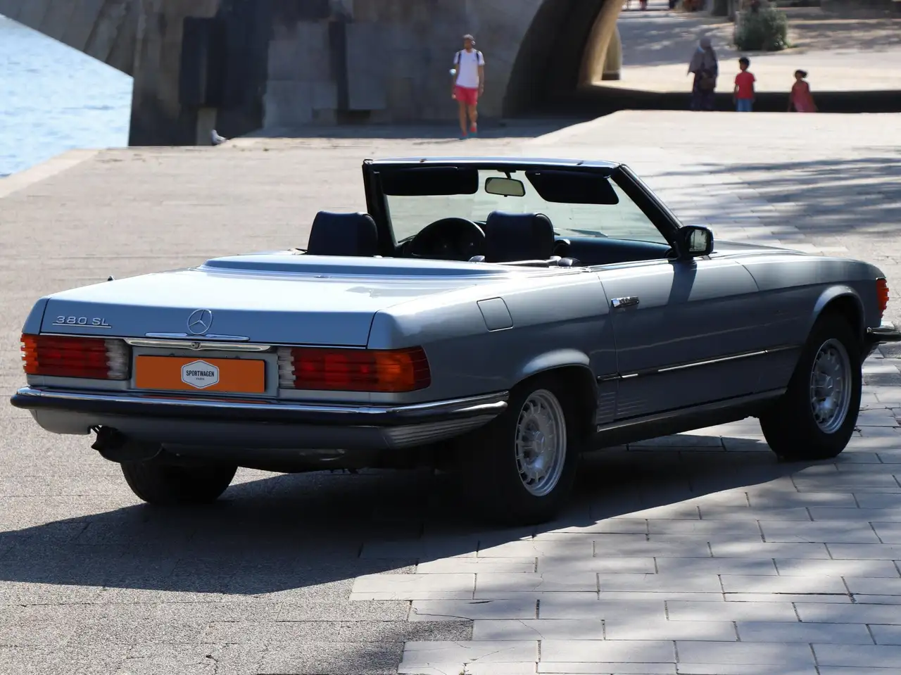Mercedes-Benz SL 380, foto 7