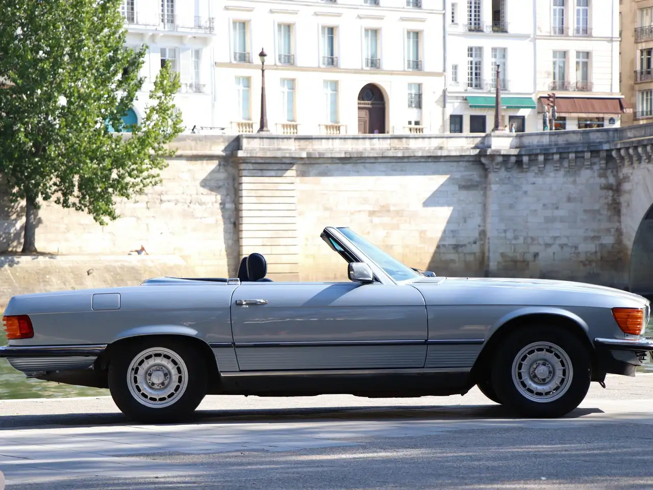 Mercedes-Benz SL 380, foto 6
