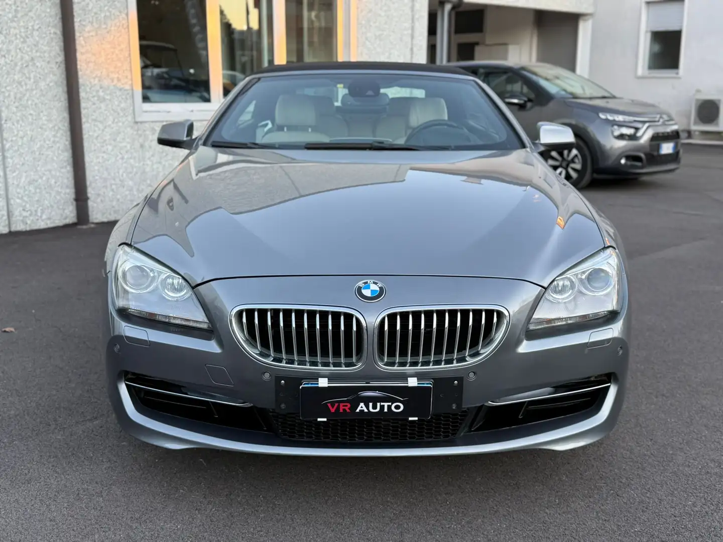BMW 650 650i Cabrio Futura autom. PERFETTA! Grau - 2
