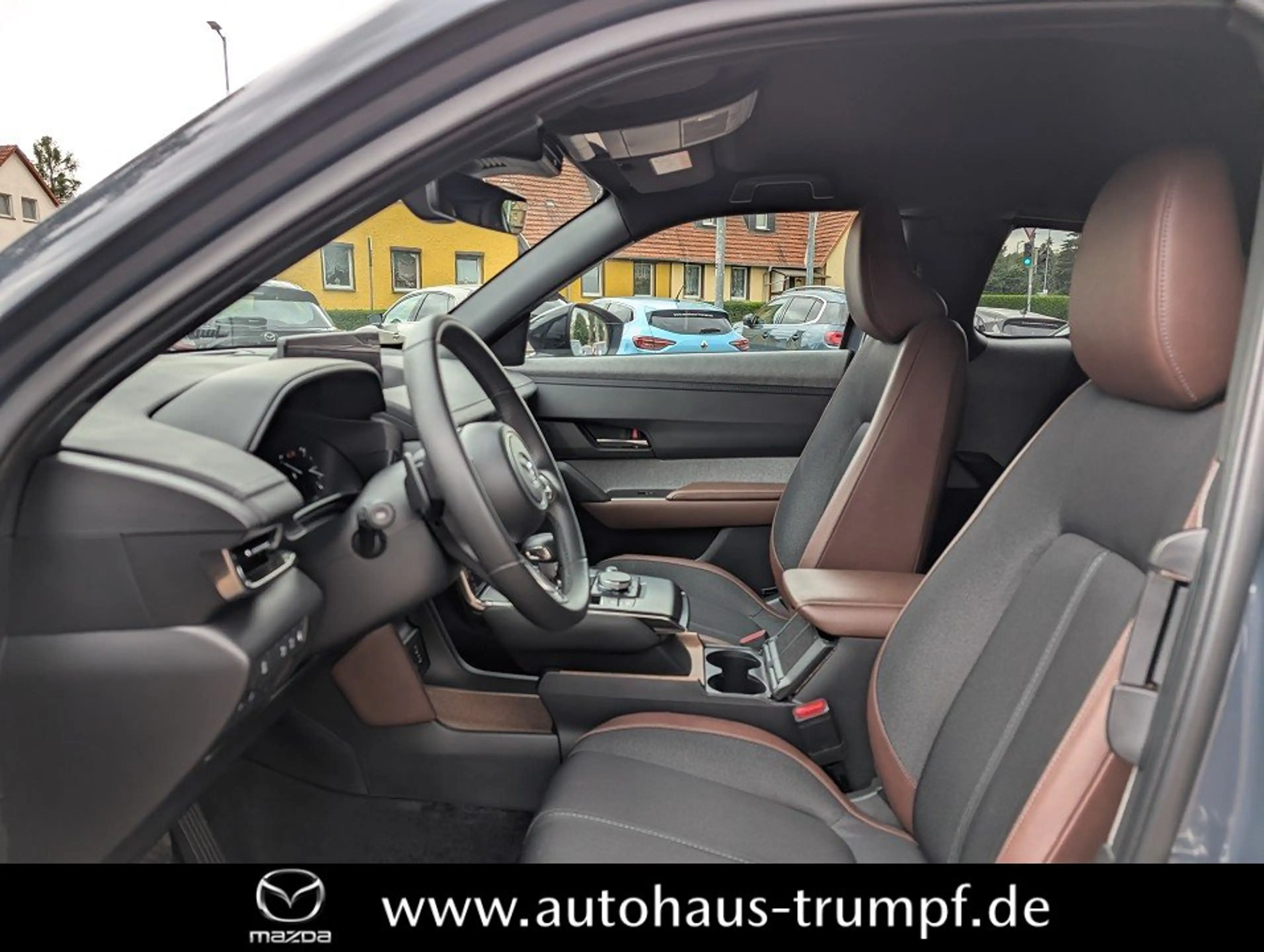 Mazda MX-30 e-SKYACTIV R-EV ADVANTAGE PluginHybrid — photo 8