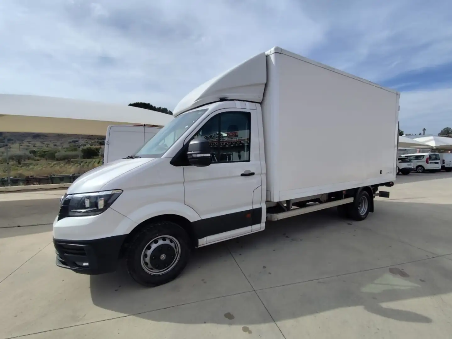 Volkswagen Crafter Ch. Cb. 2.0TDI SCR Box 35 BL L4 130kW Blanco - 1