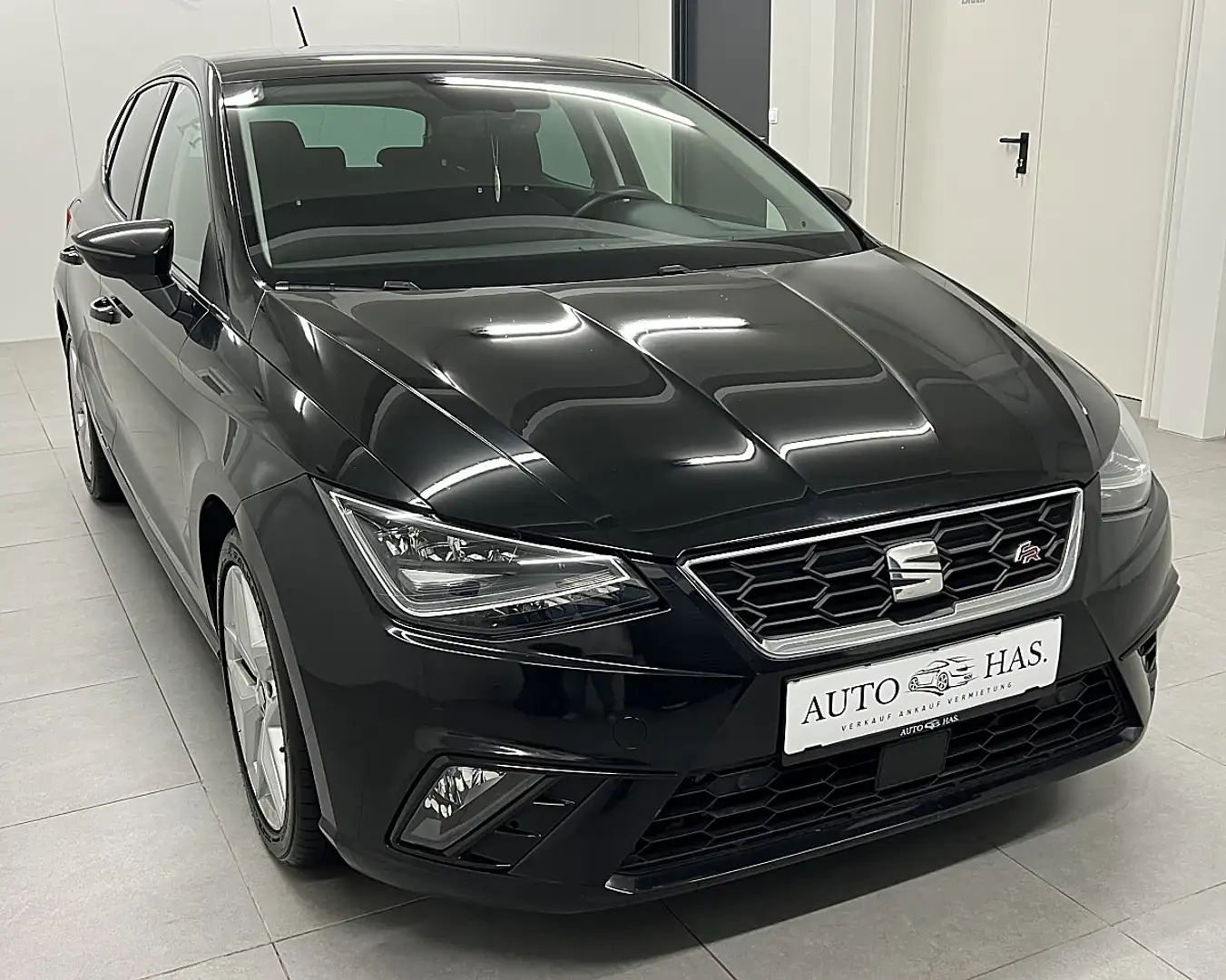 SEAT Ibiza 1,0 ECO TSI FR DSG *CarPlay*Rückfahrkamera* Schwarz - 1