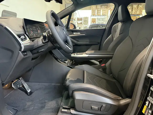 BMW 2 Series view 7