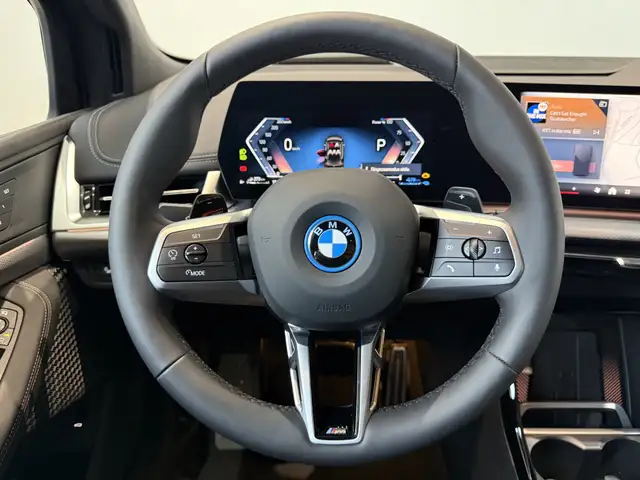 BMW 2 Series view 4