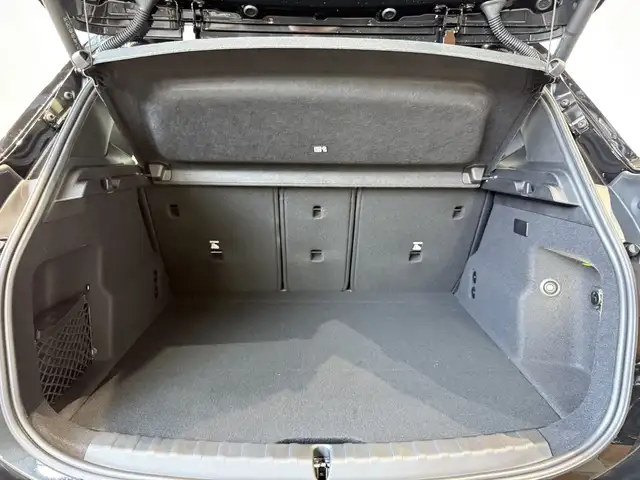 BMW 2 Series view 10