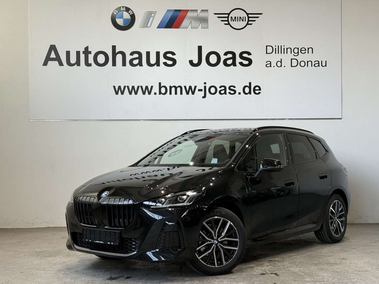BMW 225 2026