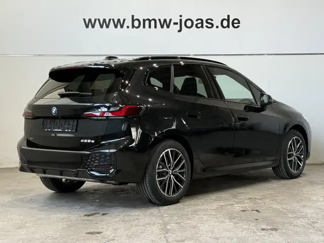 BMW 2 Series view 13