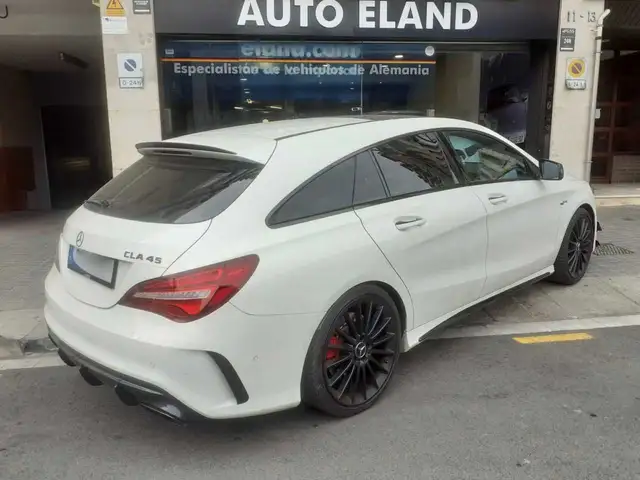 Mercedes-Benz CLA 45 AMG Shooting Brake 4Matic 7G-DCT