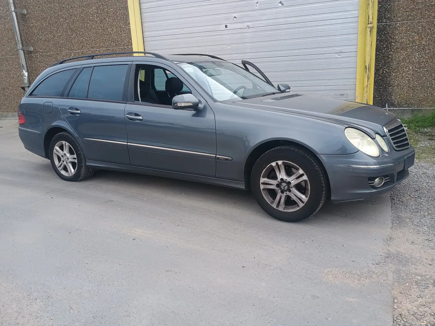 Mercedes-Benz E 220 E 220 CDI Elegance Blauw - 1