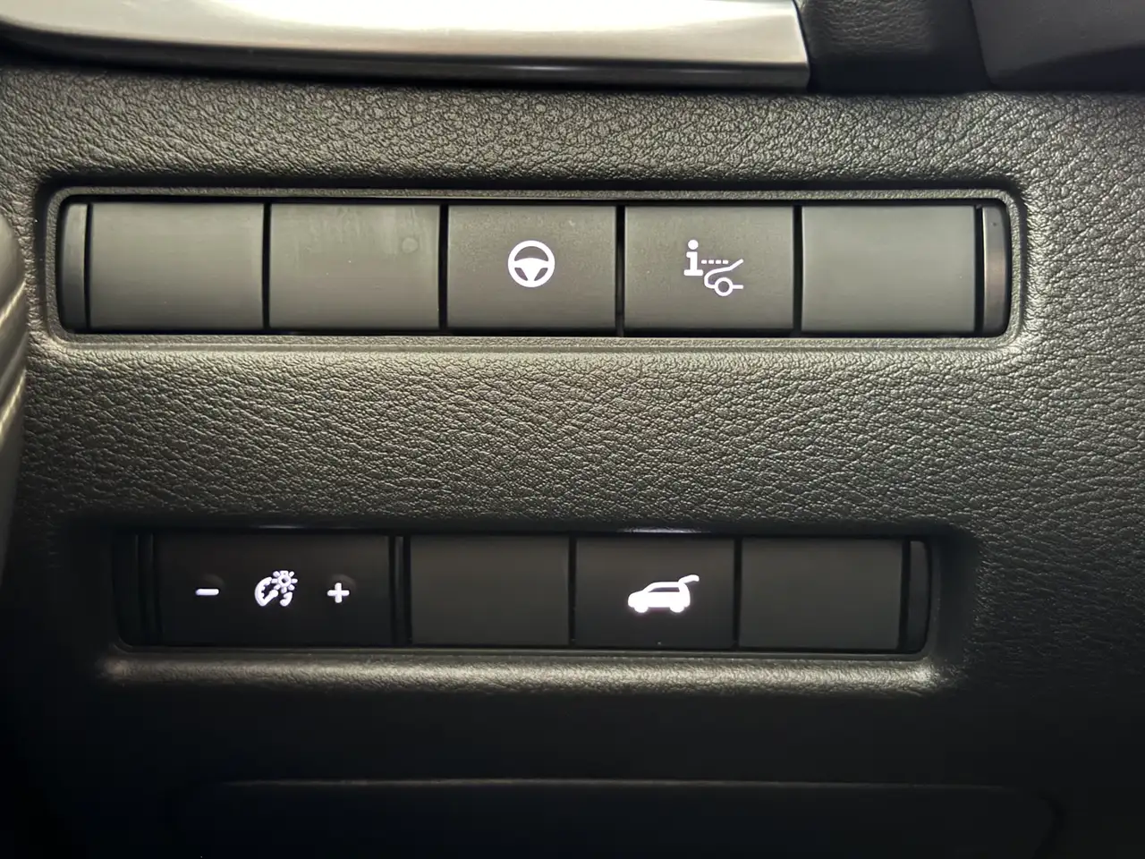 Nissan X-Trail 1,5l e-POWER e-4ORCE 4x4 Tekna Pano Bose 30