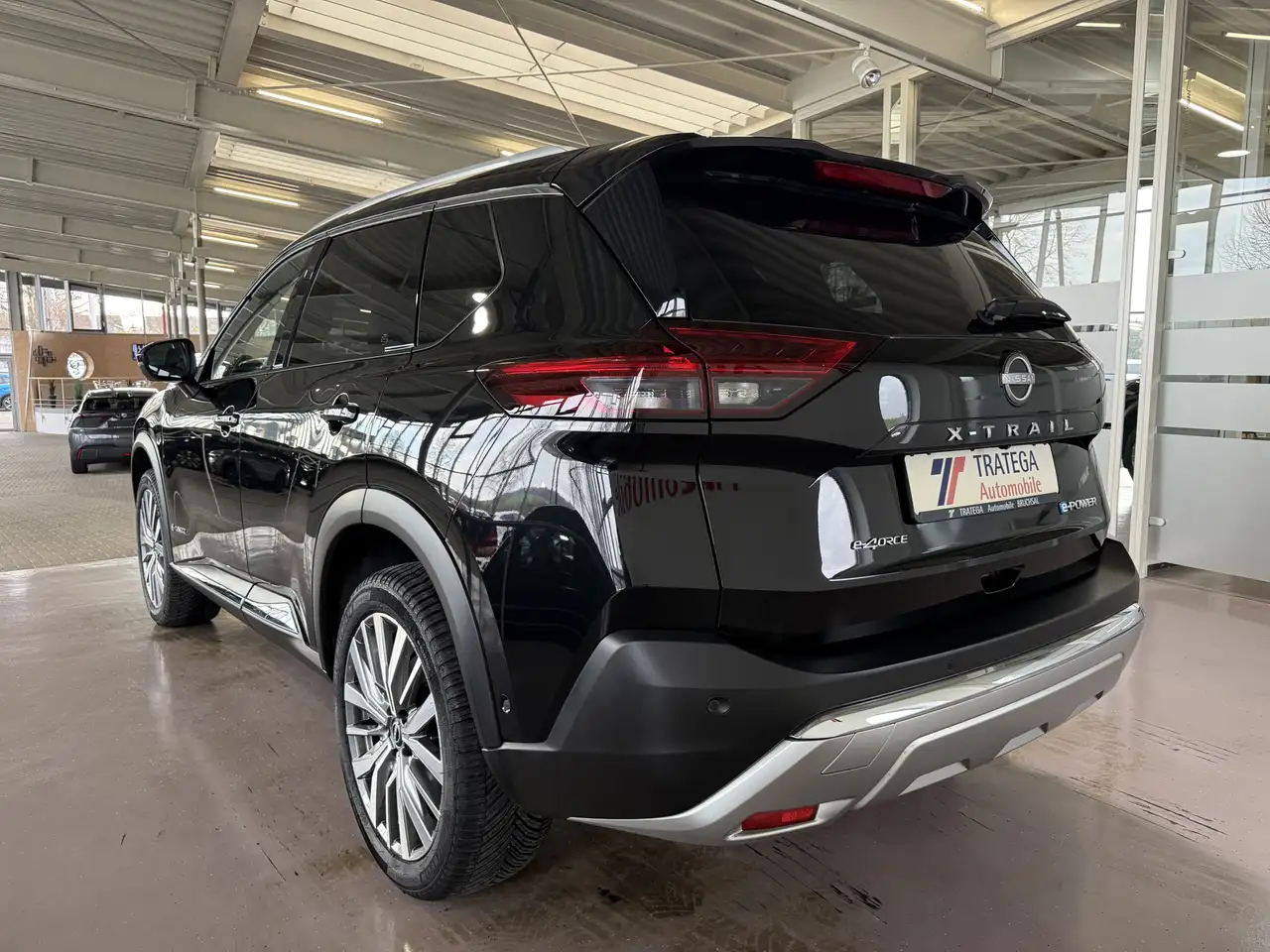 Nissan X-Trail 1,5l e-POWER e-4ORCE 4x4 Tekna Pano Bose 6