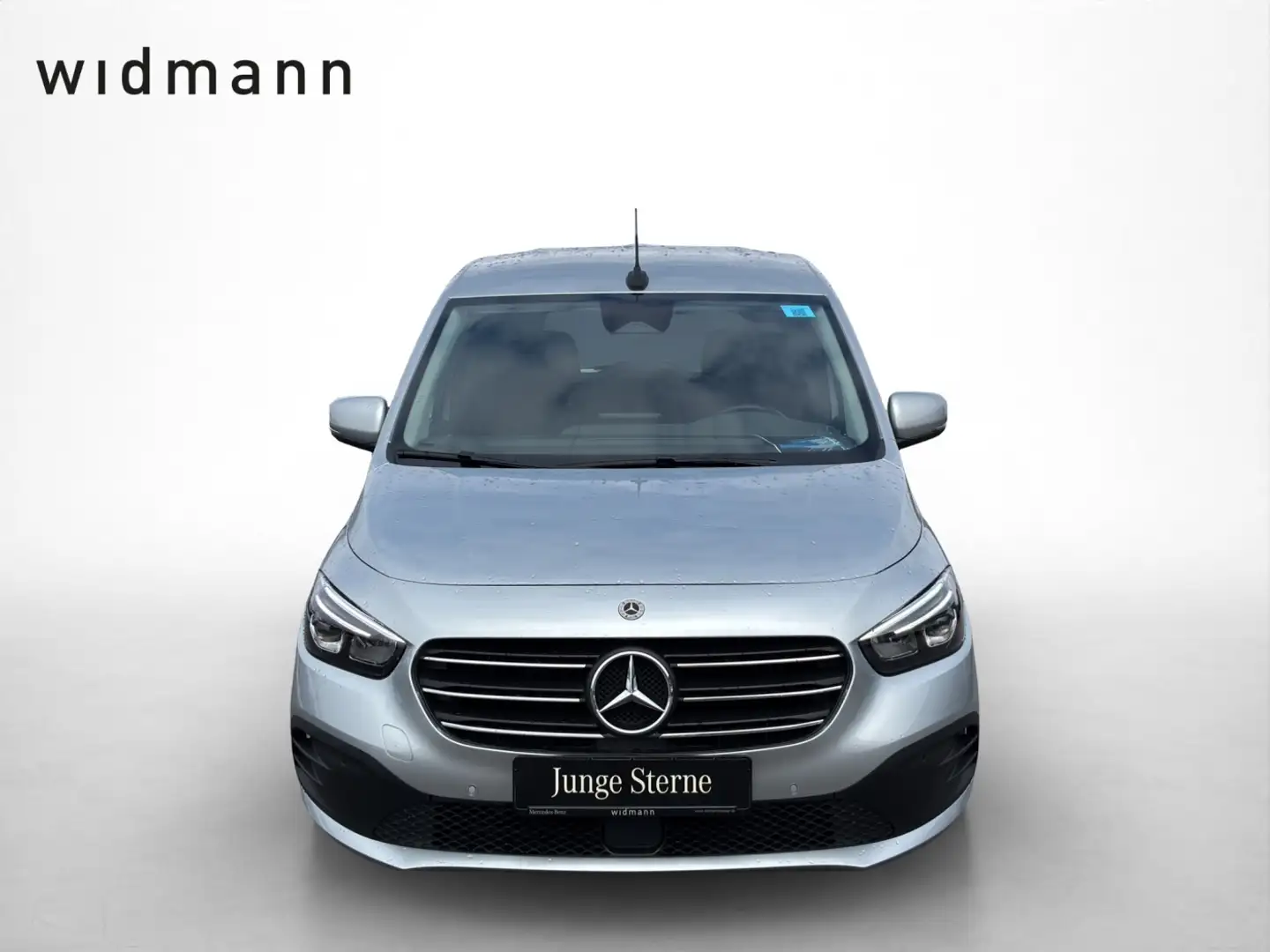 Mercedes-Benz Clase T T 180 d PROGRESSIVE Standard AUT DynLicht Kam. Plateado - 2