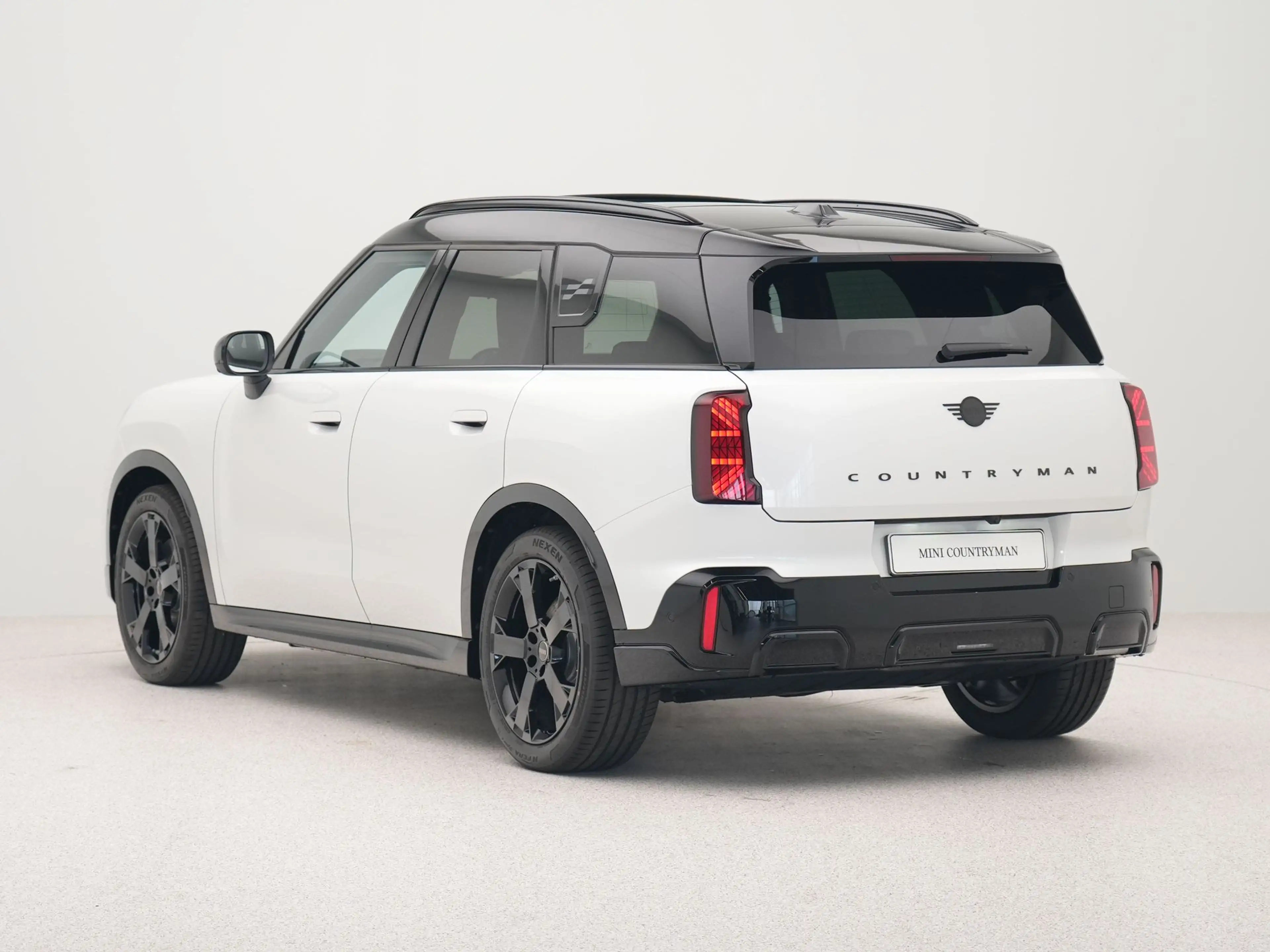 MINI Countryman E John Cooper Works Pakket L — photo 11