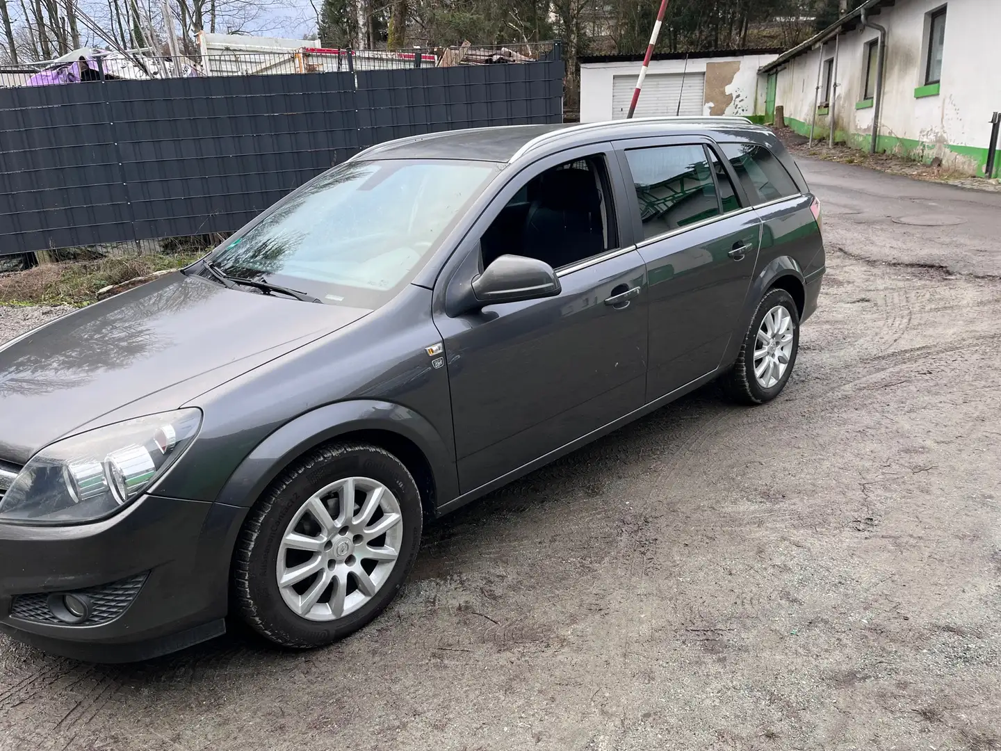 Opel Astra Edition "111 Jahre" Grau - 2