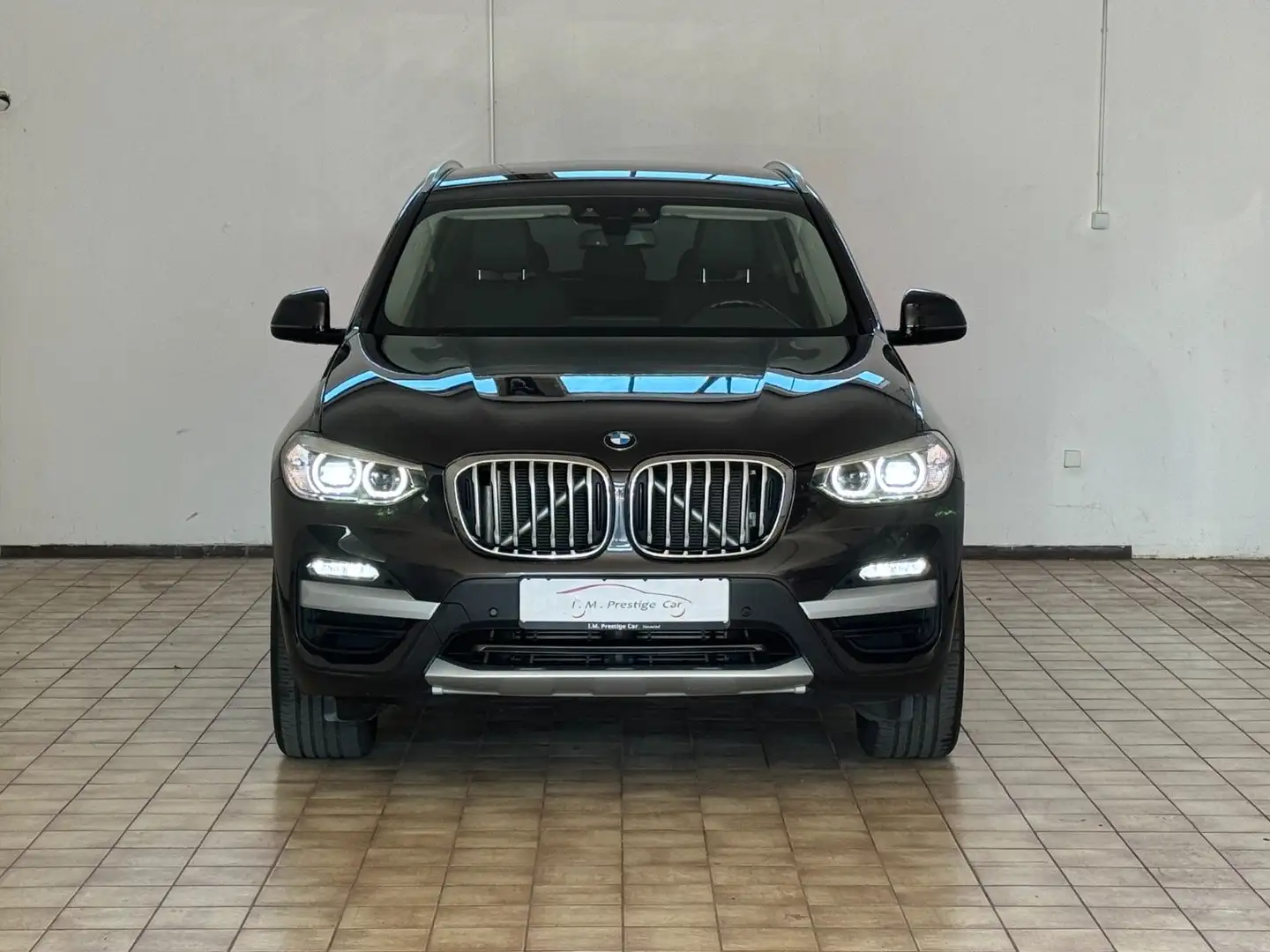 BMW X3 xDrive20d xLine AT NAVI LEDER Vi-Cockpit LED Noir - 2