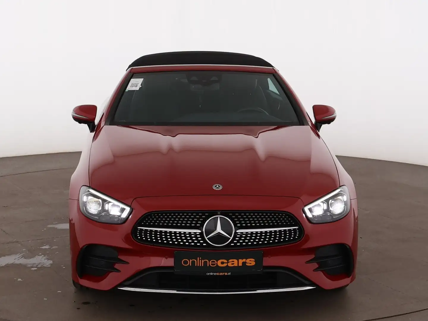 Mercedes-Benz E 220 d 4Matic Cabrio AMG Line Aut LED LEDER NAVI Rot - 2
