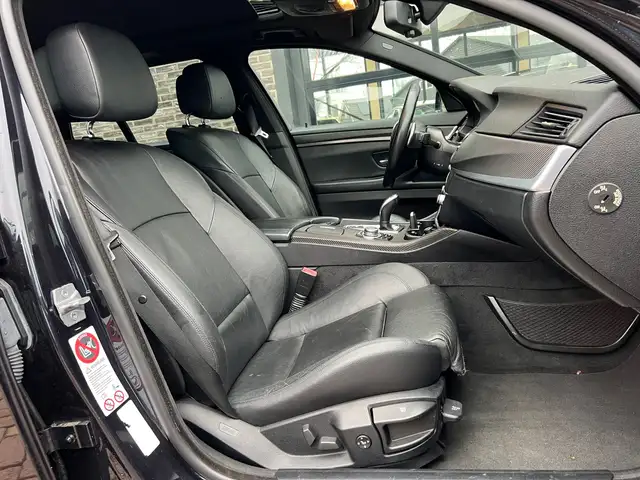 BMW 5 Series view 13