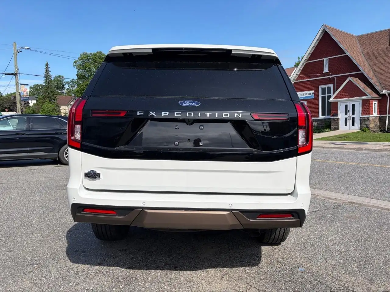 Ford Expedition снимка Ford Expedition