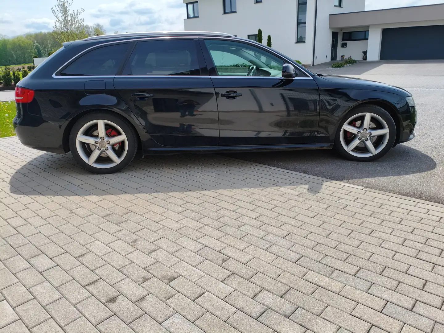 Audi A4 A4 Avant 2,0 TDI DPF Jubliäumsmodell B8 Schwarz - 2