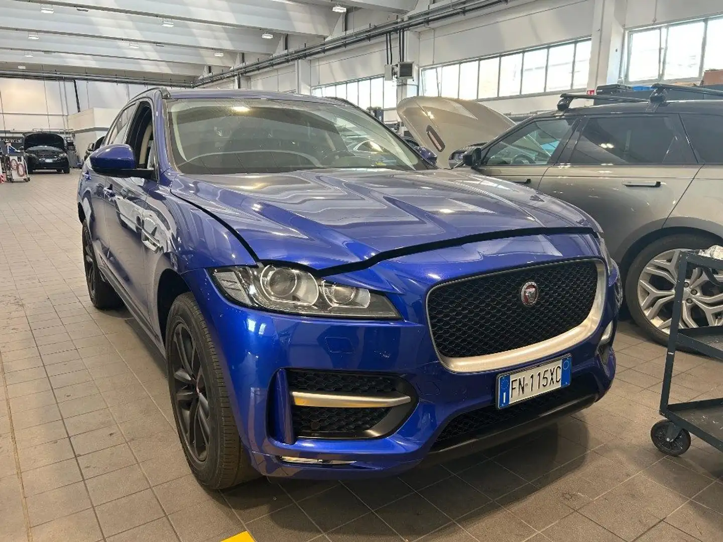 Jaguar F-Pace 2.0 D 240 CV AWD aut. R-Sport *MOTORE RUMOROSO* Blu/Azzurro - 1