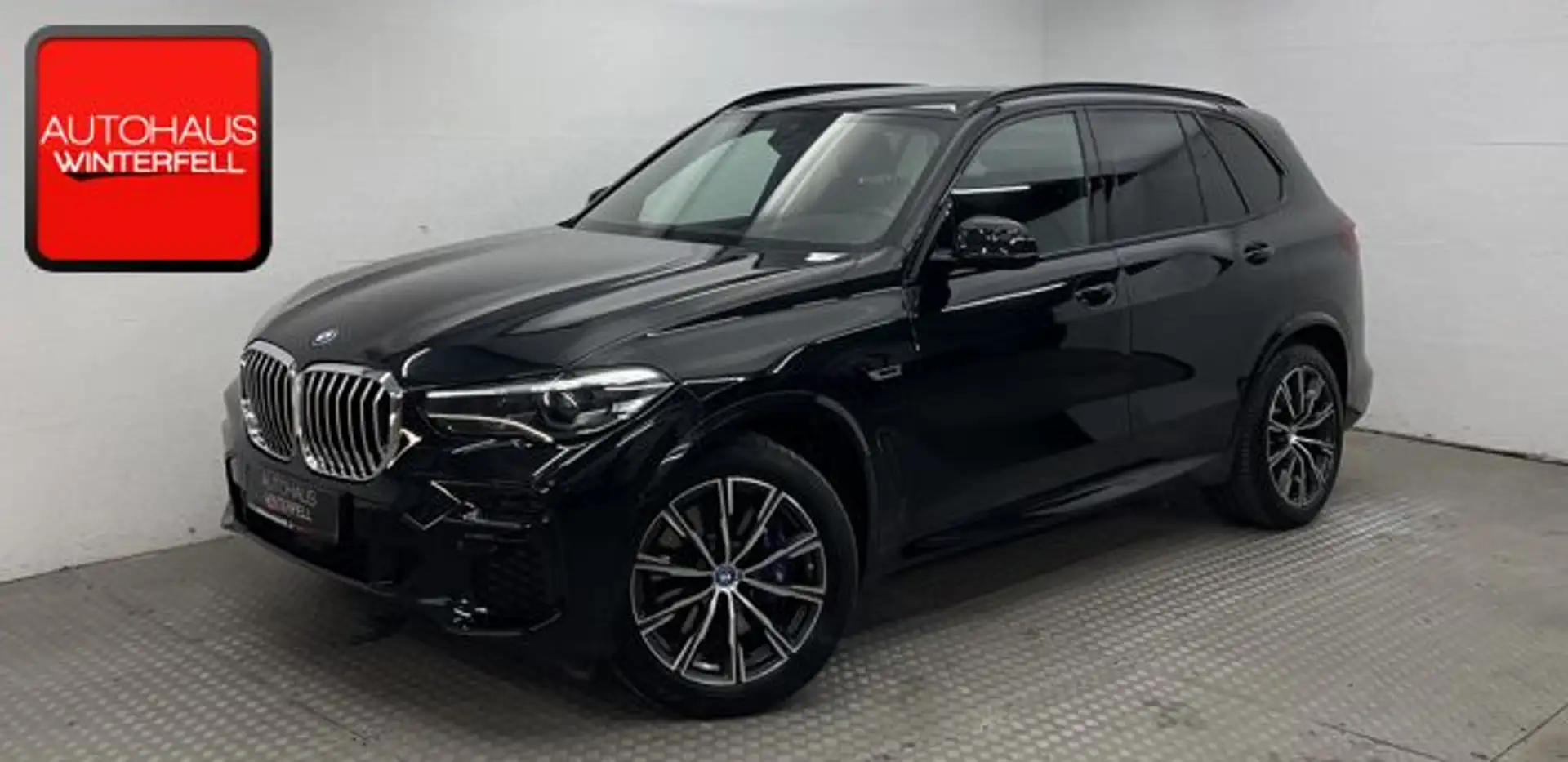 BMW X5 xDrive 45e M SPORT 2-ACHS-LUFT+AHK+MEMO+HUD+ Schwarz - 1