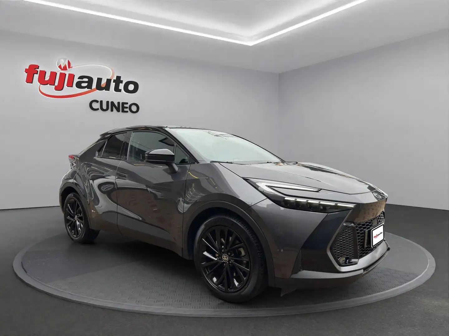 Toyota C-HR C-HR 2.0 hev GR Sport awd e-cvt Grigio - 2