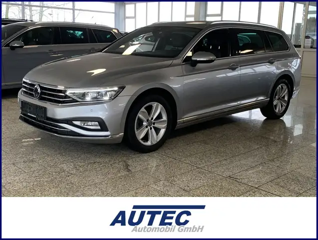 Volkswagen Passat Variant Elegance 2.0 IQ LIGHT+KAMERA+AHK