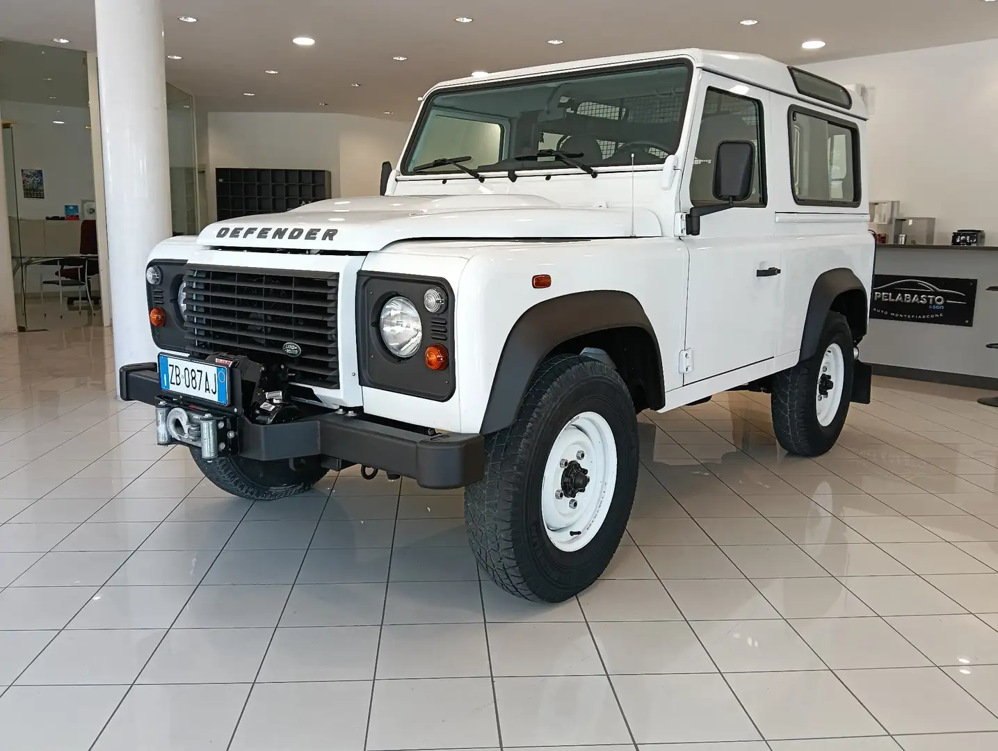 Land Rover Defender Defender 90 2.2 td4 E SW Bianco - 1