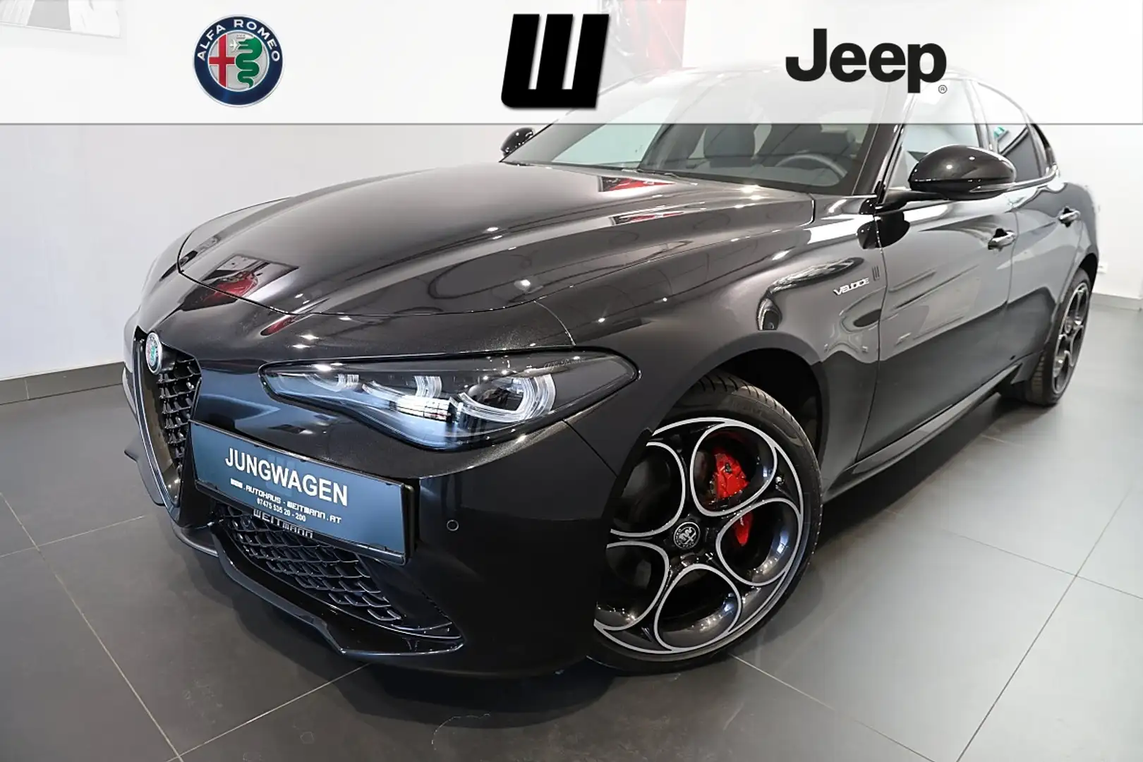 Alfa Romeo Giulia 2.0 16V 280 AT8 Q4 VELOCE Schwarz - 1
