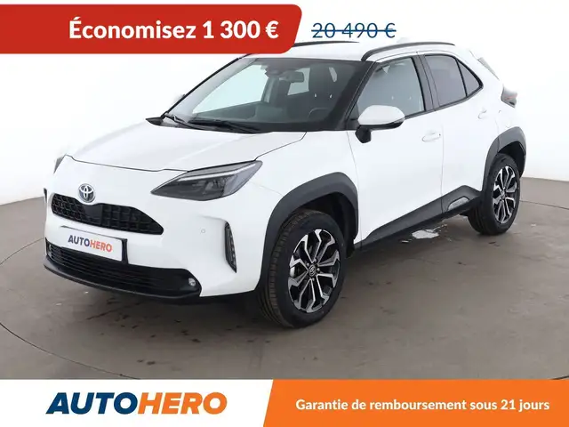 2023 Toyota Yaris Cross in White for sale