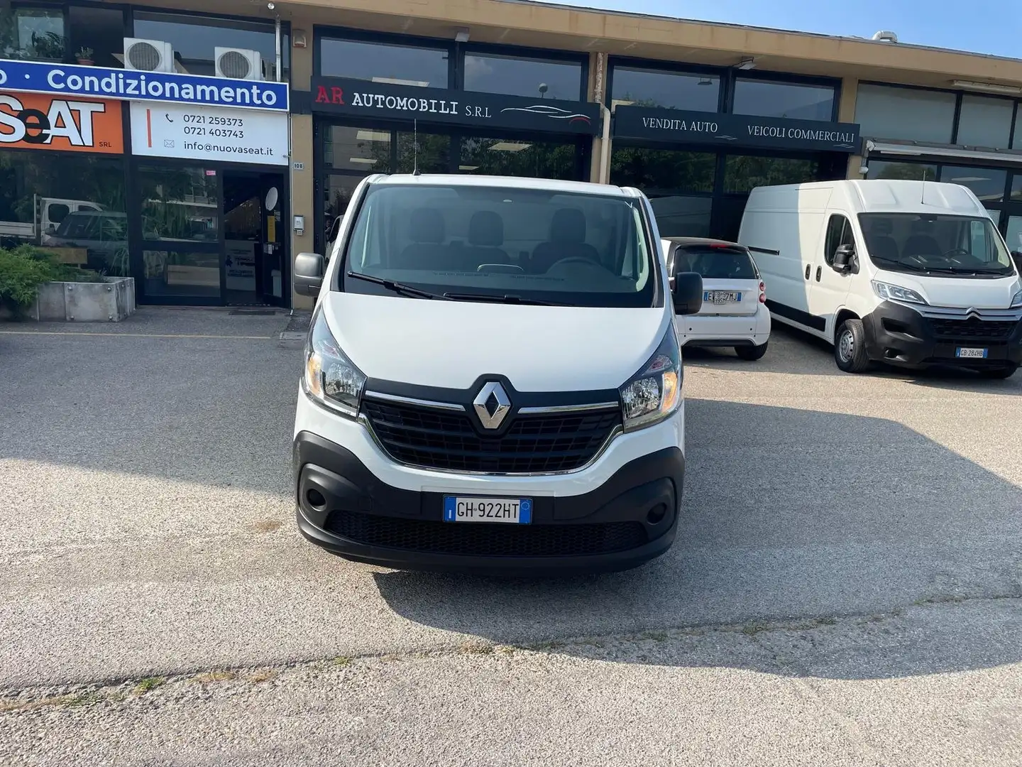Renault Trafic T29 2.0 dCi 120CV PC-TN Furgone Ice Bianco - 2
