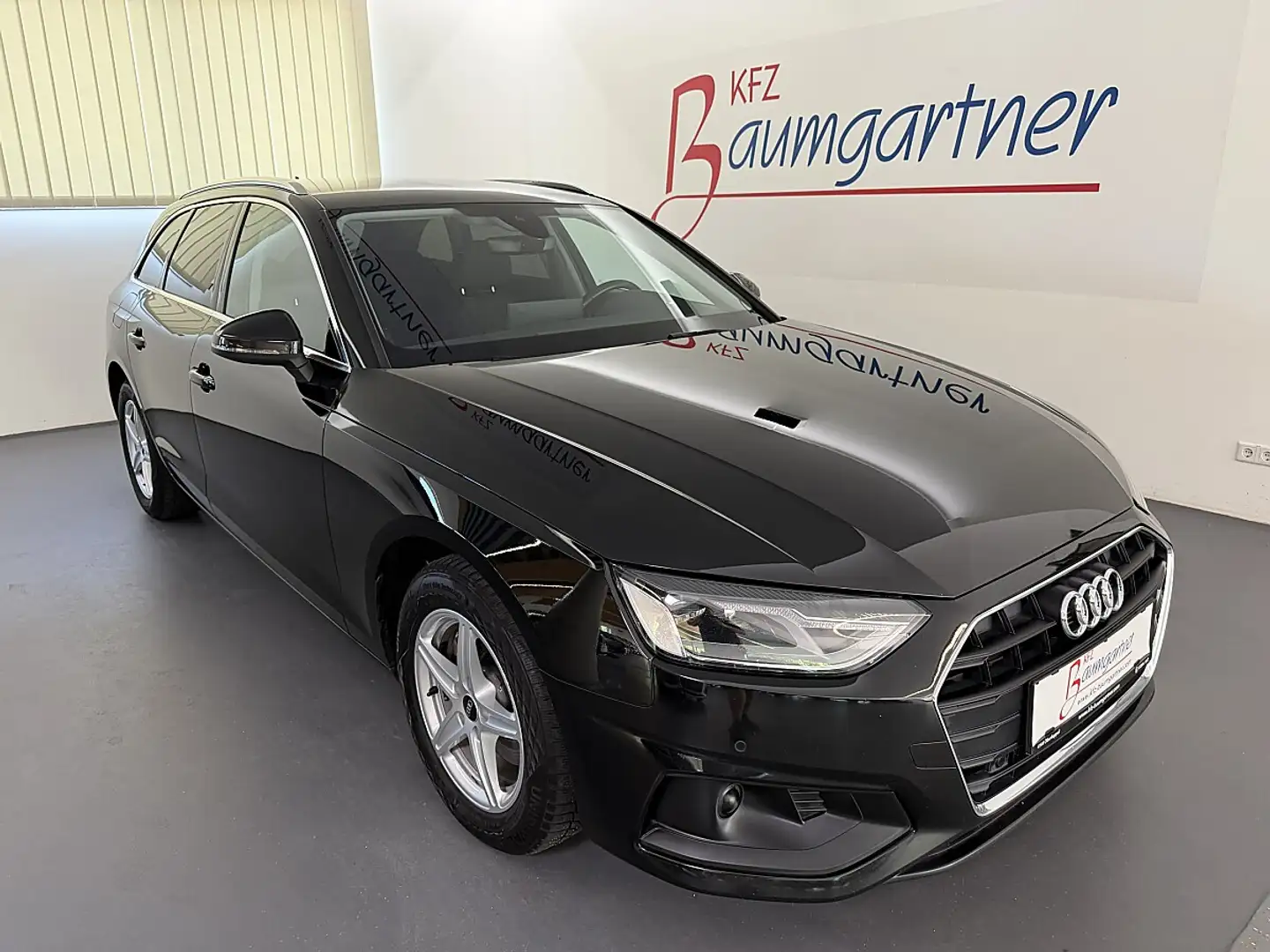 Audi A4 Avant 30TDI S-tronic *LED*NAVI*ACC*Getönte Sche... Schwarz - 1