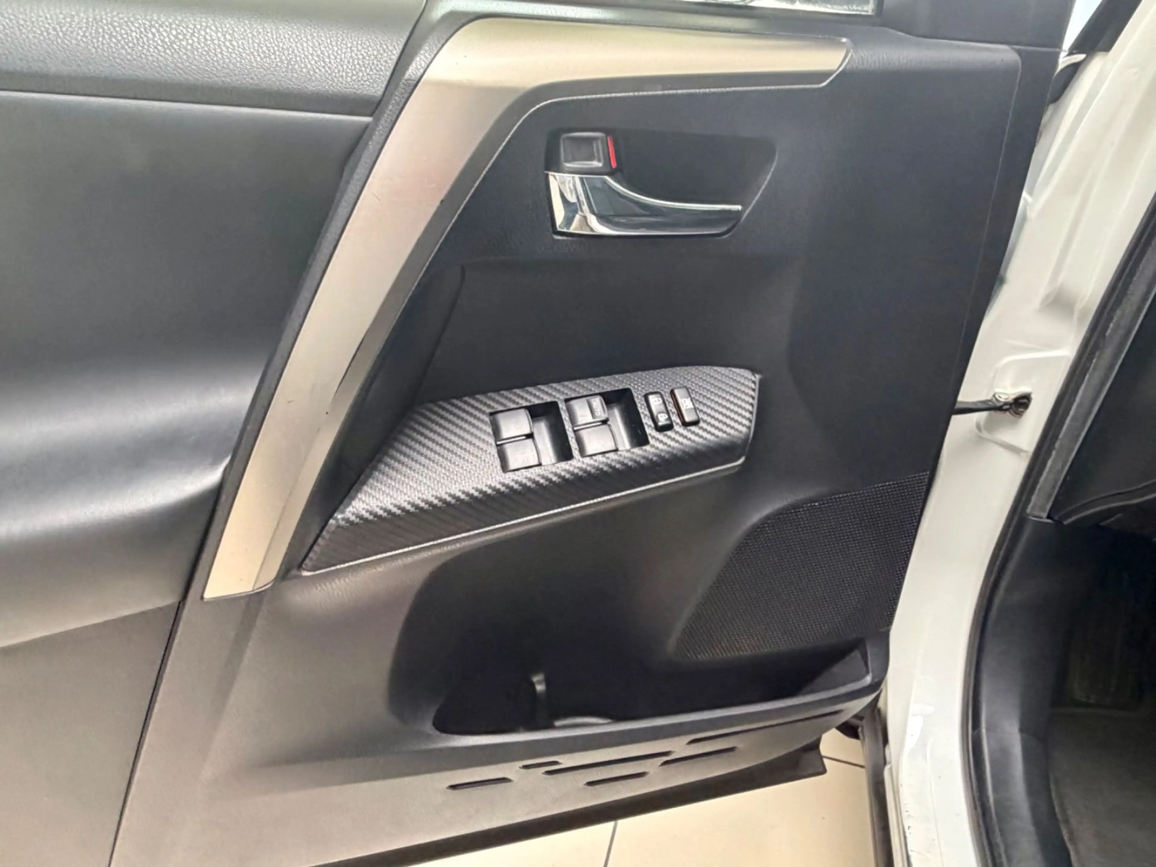 Toyota RAV 4 2,0 Executive /Automatik/Leder/Navi/1.Hand — photo 12