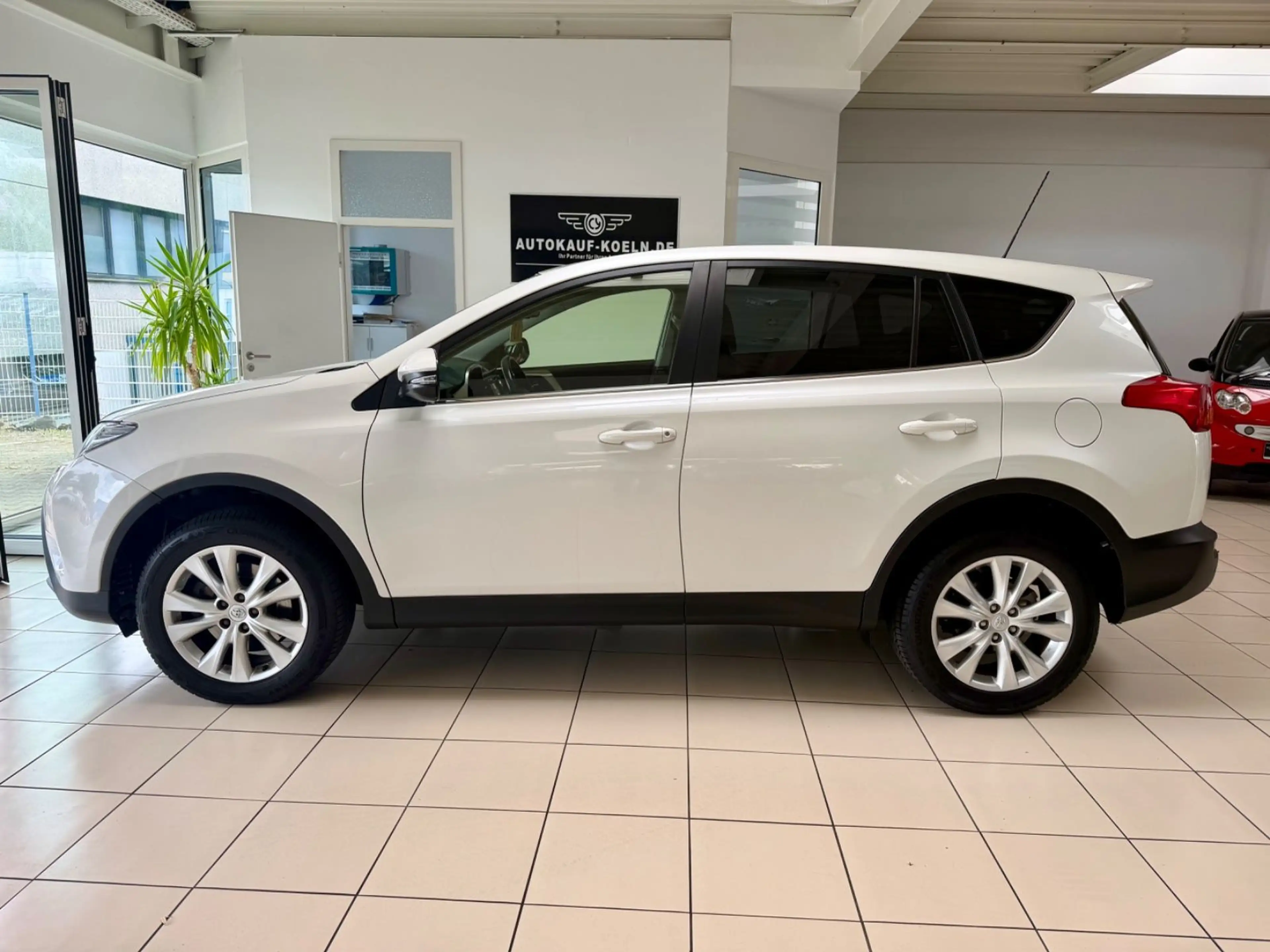 Toyota RAV 4 2,0 Executive /Automatik/Leder/Navi/1.Hand — photo 7