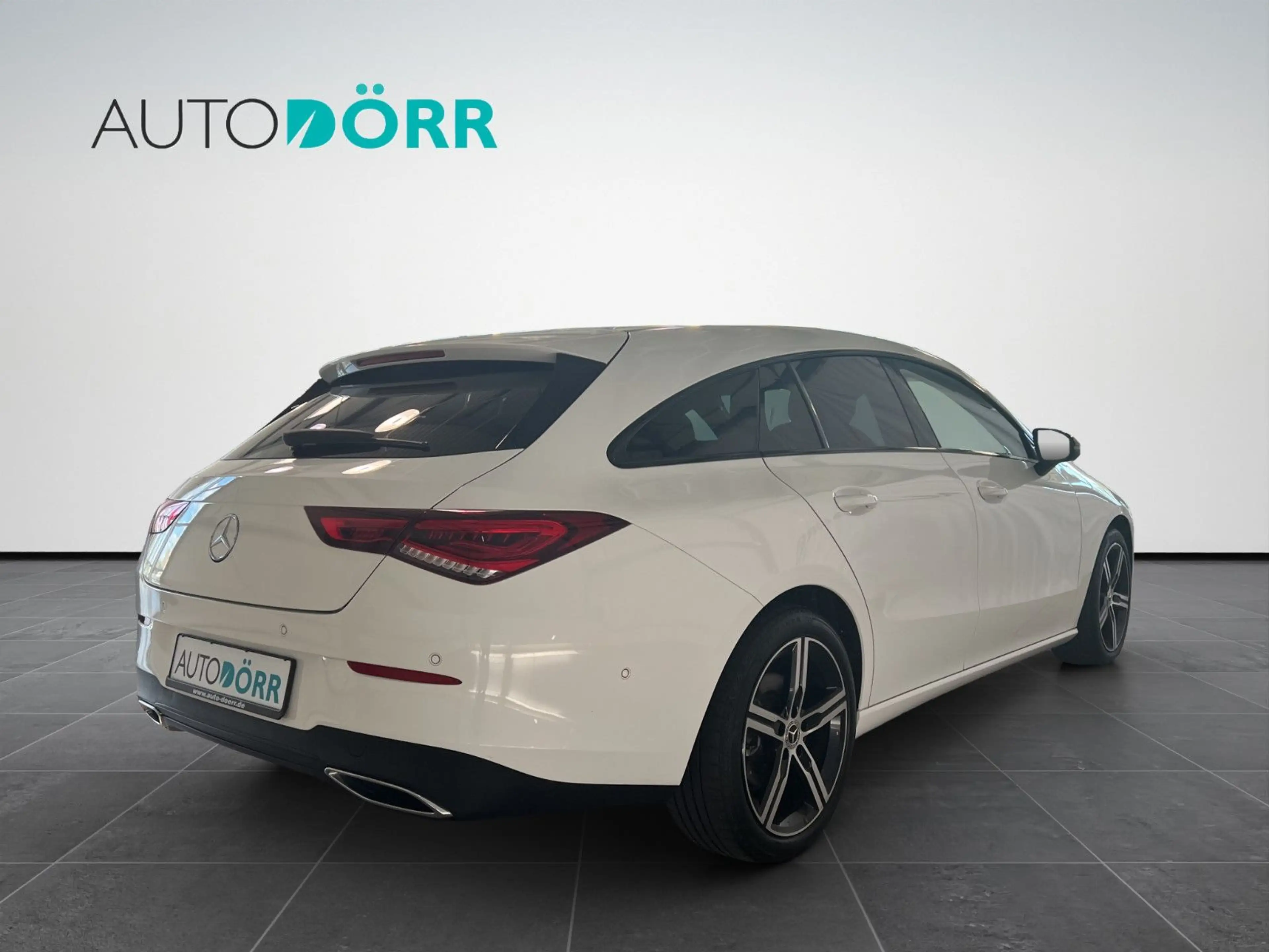 Mercedes-Benz CLA 200 Progressive Night+Kamera — photo 5