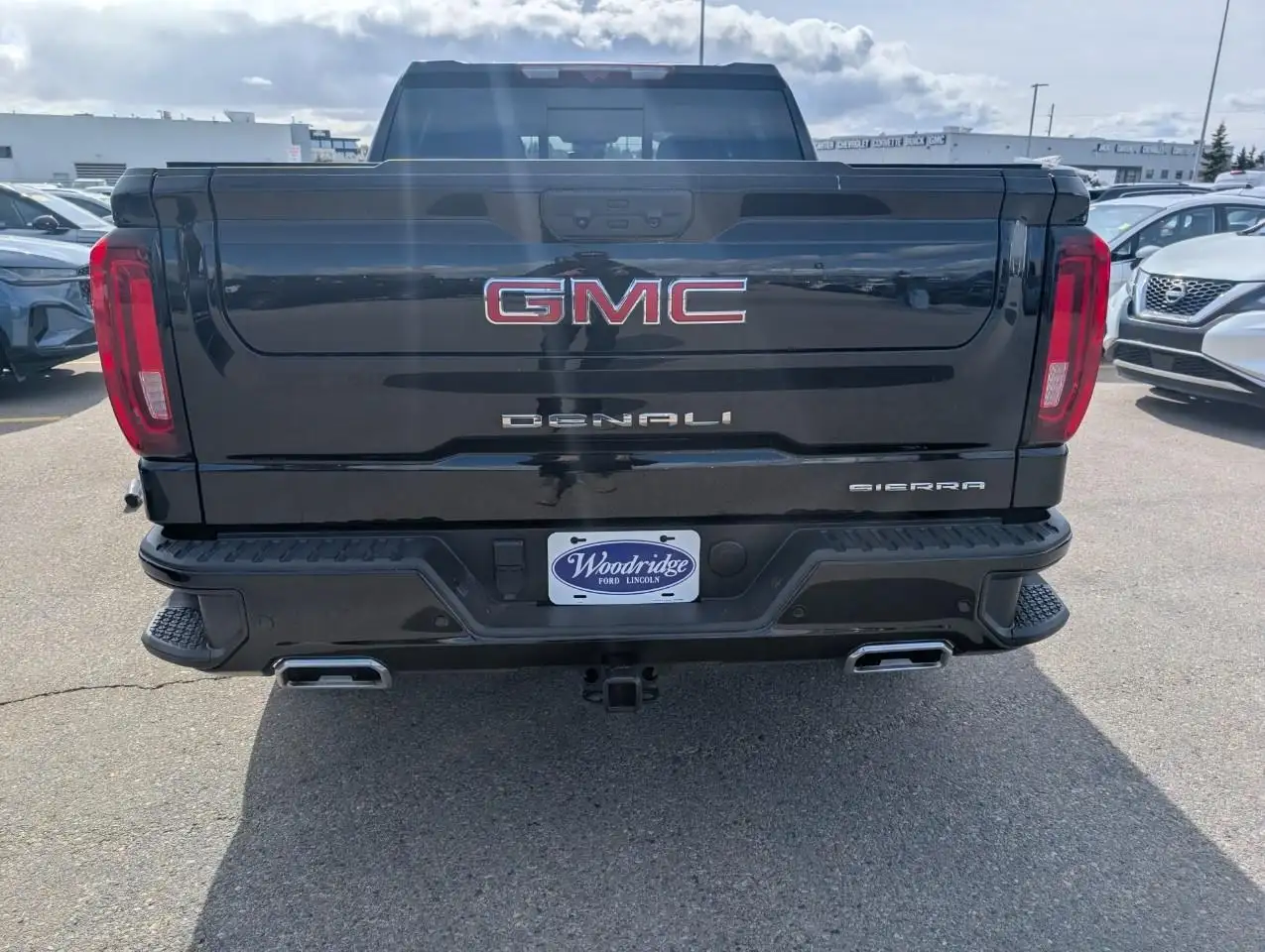 GMC Sierra 1500 снимка GMC Sierra 1500