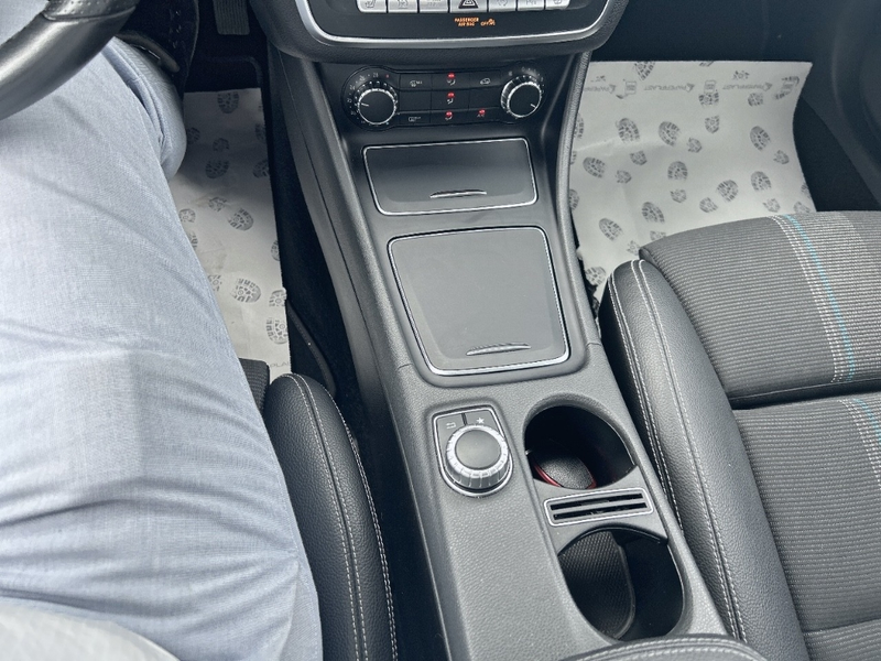 Mercedes-Benz CLA 220 CDI d StandHZG Navi LED El. Heckklappe Fahrerprofi — photo 12