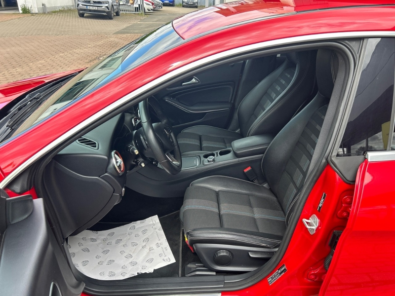 Mercedes-Benz CLA 220 CDI d StandHZG Navi LED El. Heckklappe Fahrerprofi — photo 9