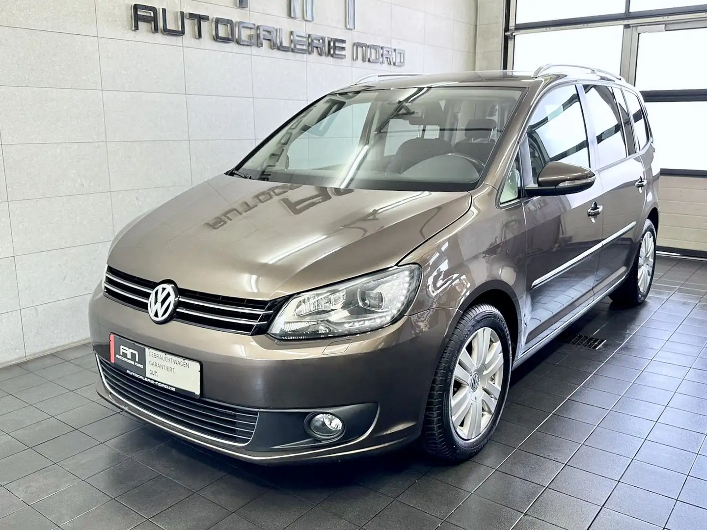 Volkswagen Touran Highline Alcantara+Navi+Xenon+7 Sitze Brown - 2