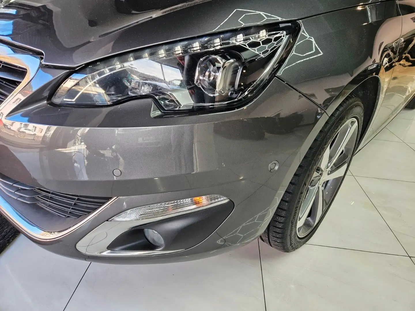 Peugeot 308 SW Allure;Kamera,Alu,Navi,1-Hand,TUV-Au Neu Gris - 2