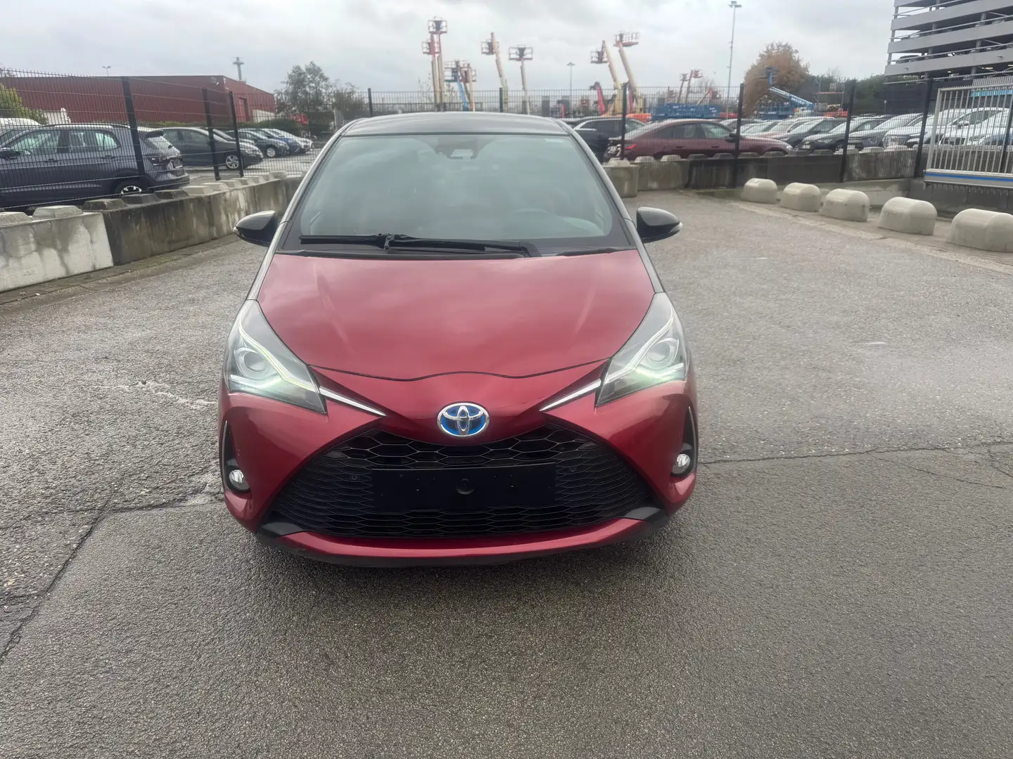 Toyota Yaris Rouge - 2