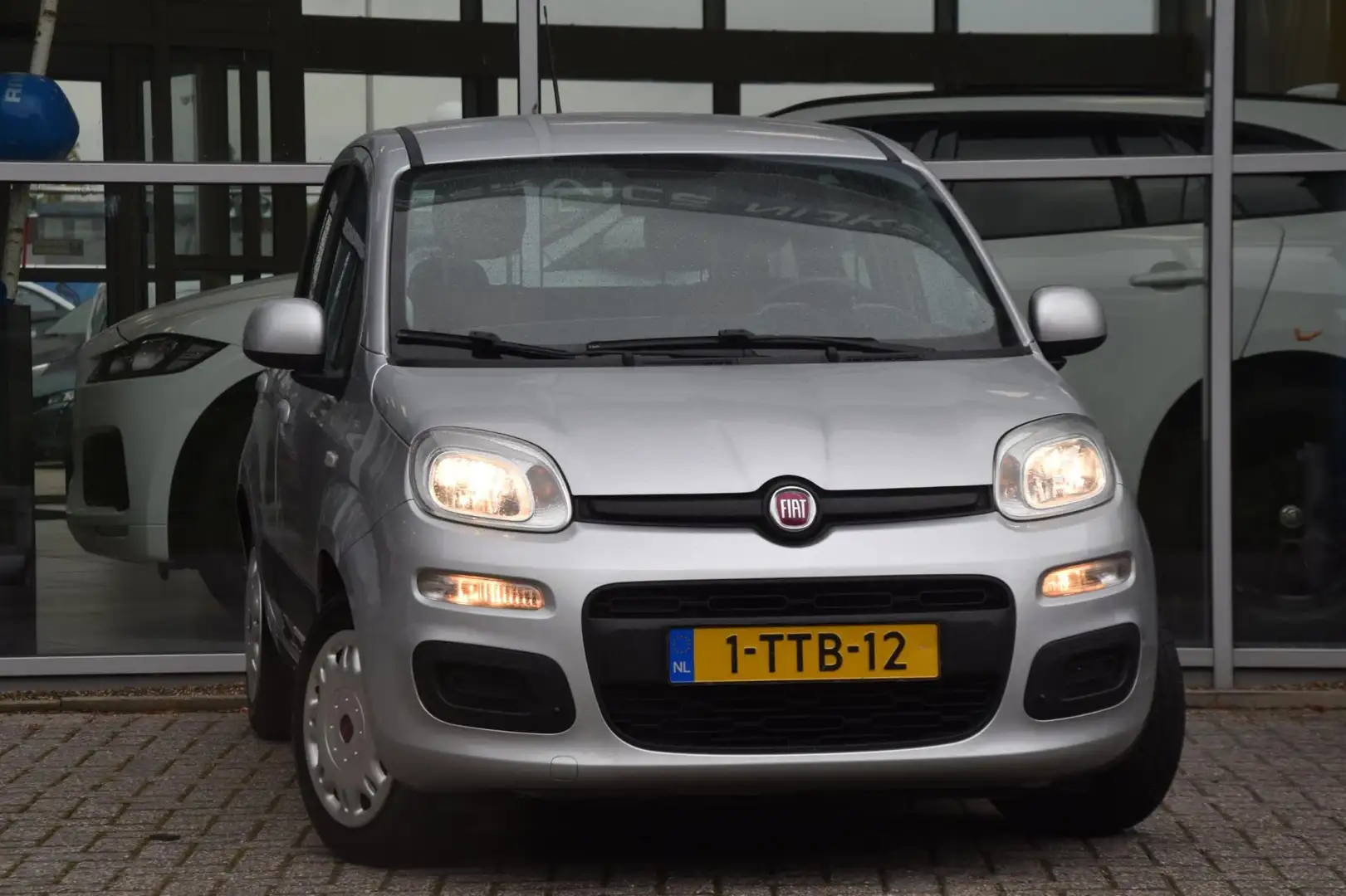 Fiat Panda 0.9 TwinAir Edizione Cool Airco Elek. Ramen Grau - 1
