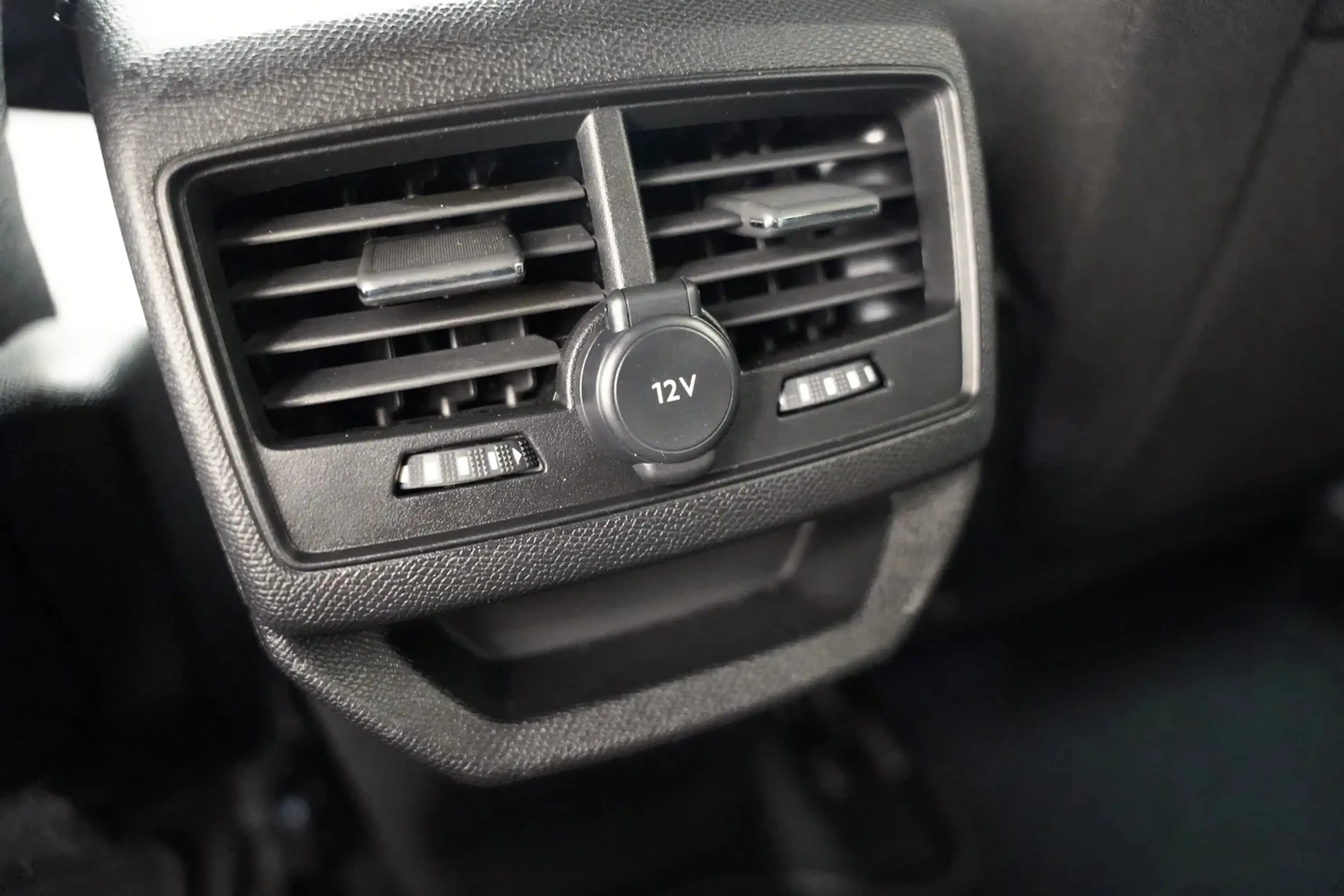 Peugeot 3008 1.6 HYbrid 225 Active Business [ Navi Apple/Androi — photo 5