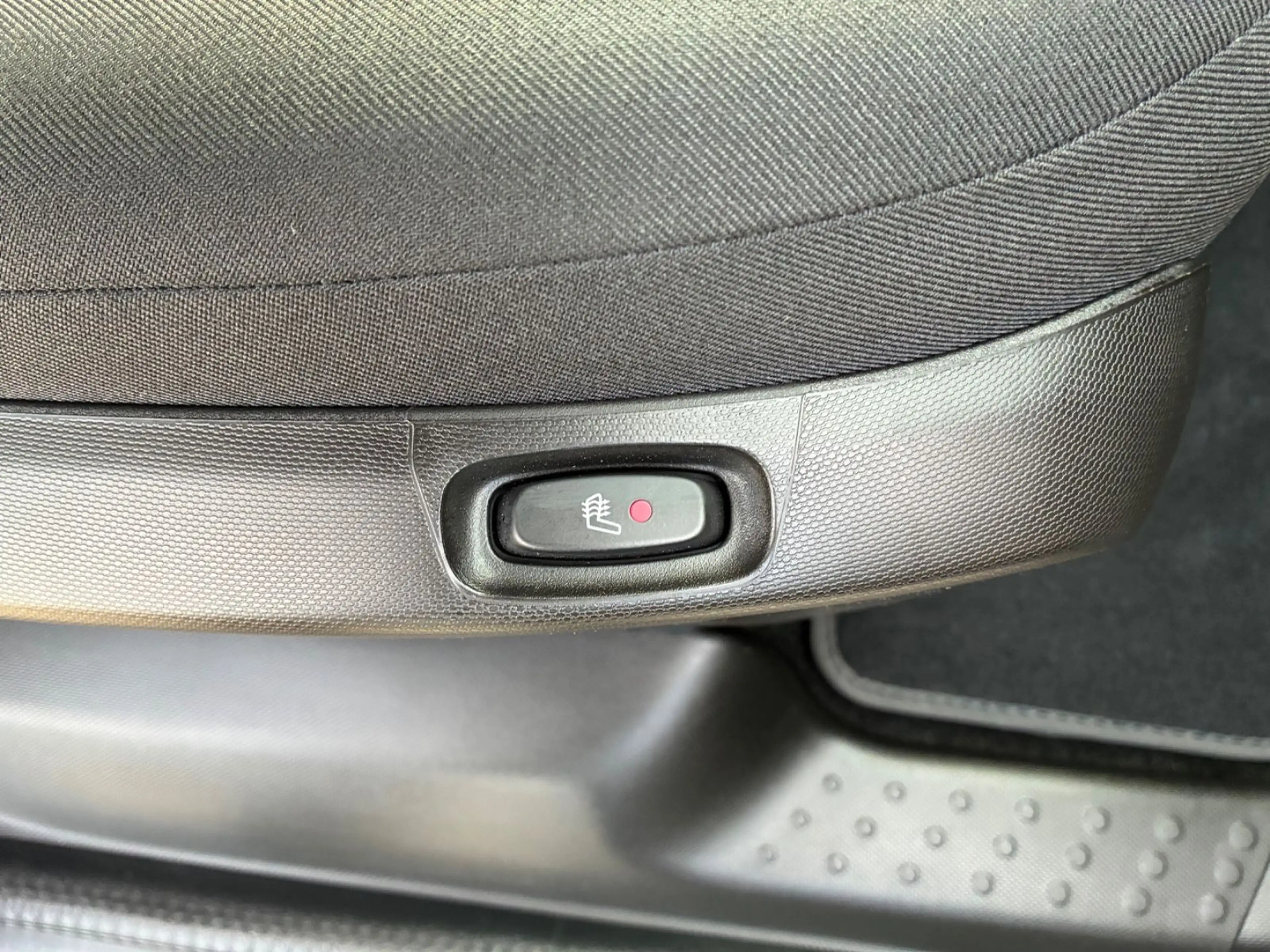 smart forFour electric drive / EQ 41.301 KM/Sitzheiz — photo 15