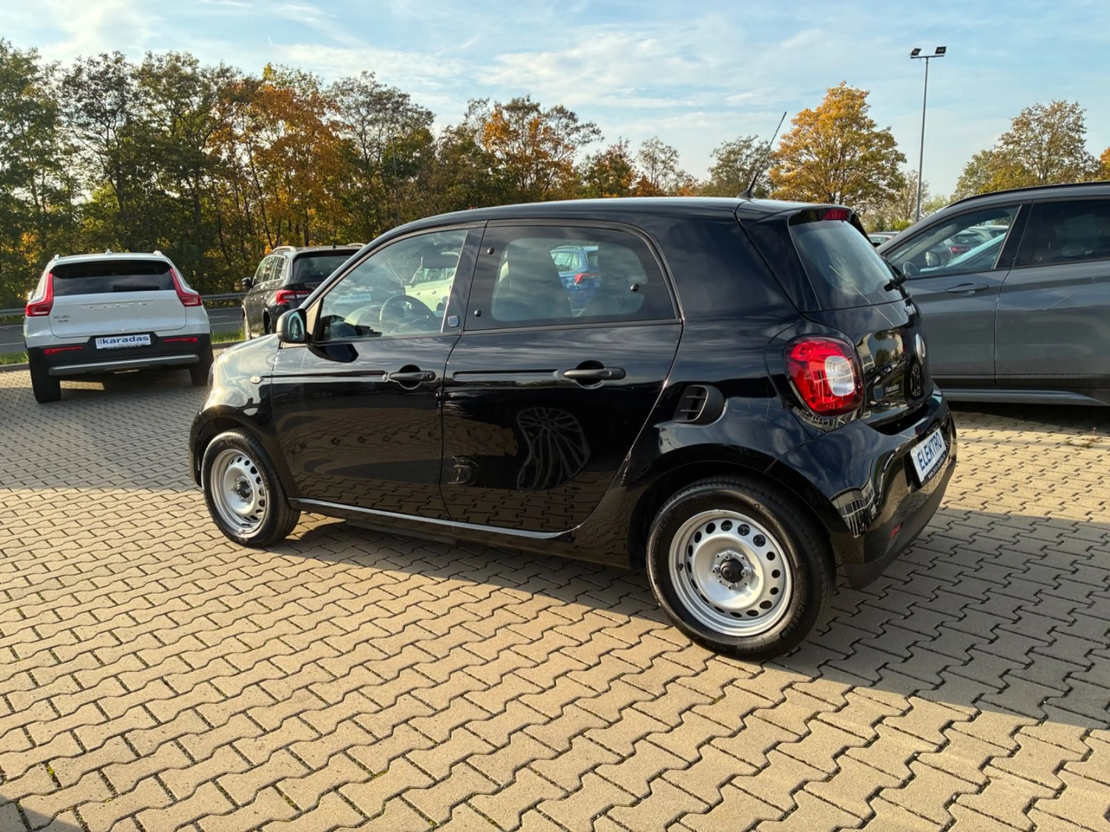 smart forFour electric drive / EQ 41.301 KM/Sitzheiz — photo 4