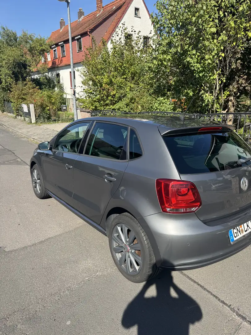 Volkswagen Polo Team Grau - 2