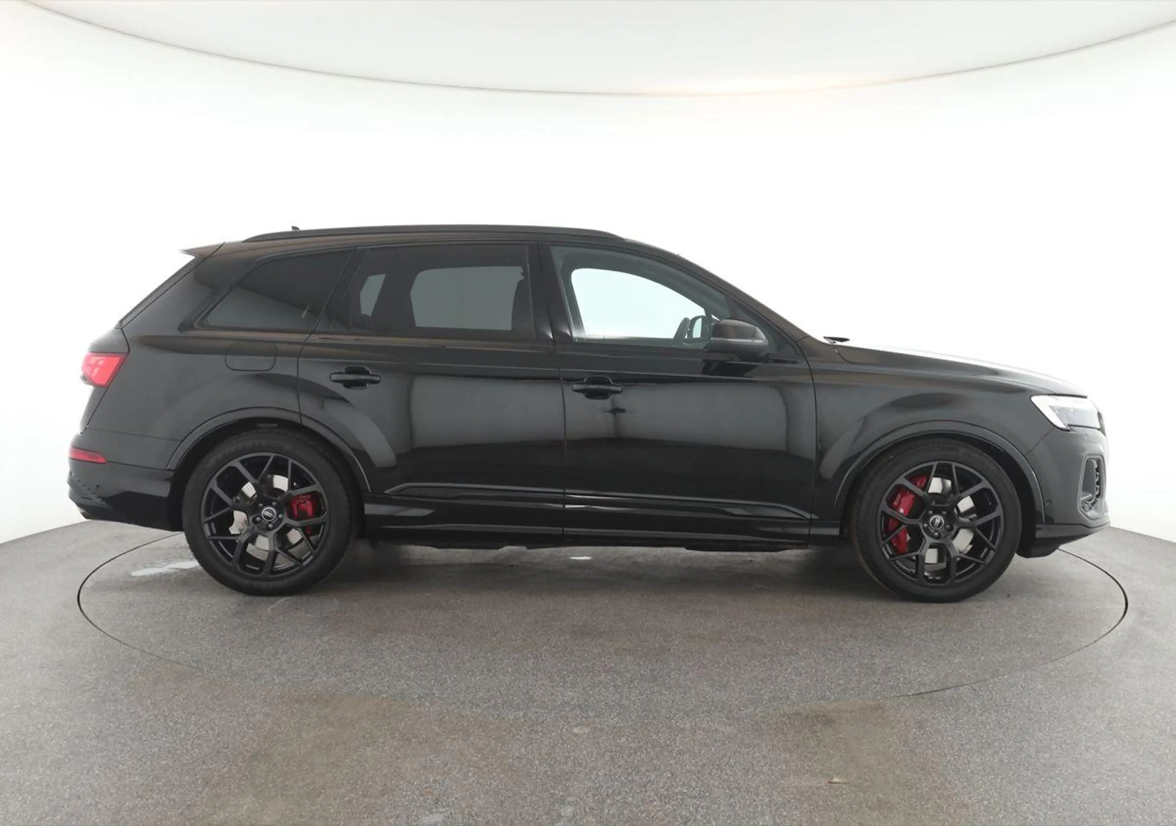 Audi SQ7 TFSI Facelift 7S Matrix Pano BangO ACC 21" — photo 4