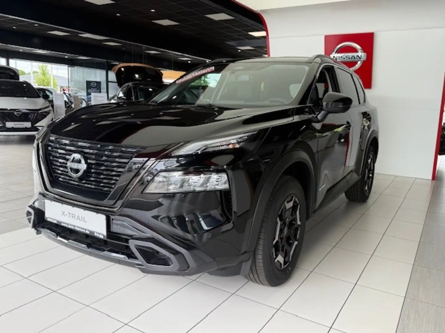 Nissan X-Trail 💥 N-Trek e-4orce 4x4 / Pro Pilot / LED / 360 ° 💥 Schwarz - 2